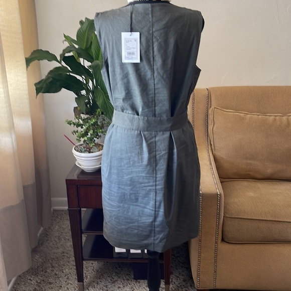 Theory midi green dress NWT elegant and fashion!🙂 - Picture 2 of 4